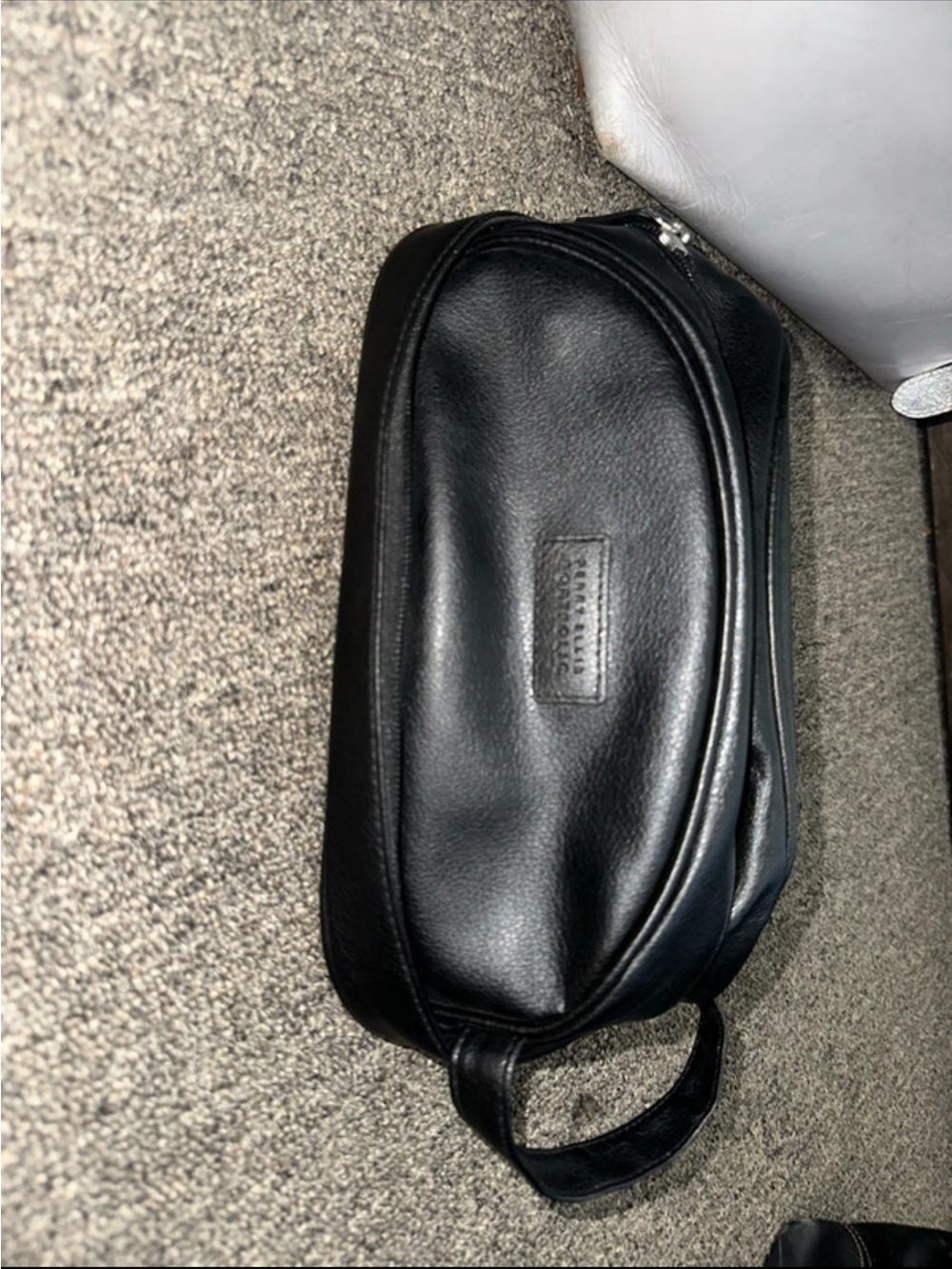 Perry Ellis Black Leather Men’s Travel Toiletry Bag